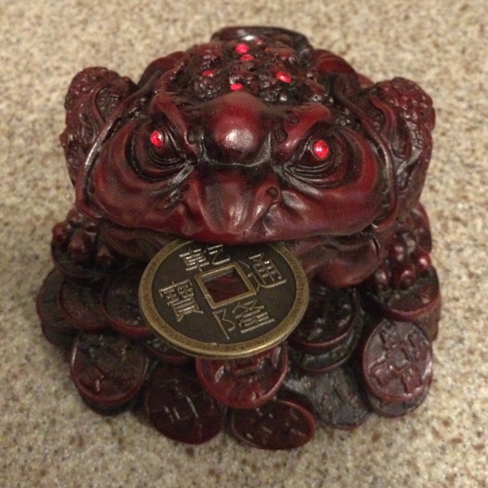 New-Wealth Money Told Figurine